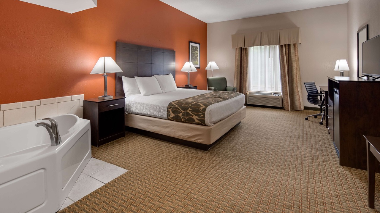 Photo of Bedroom in Latta