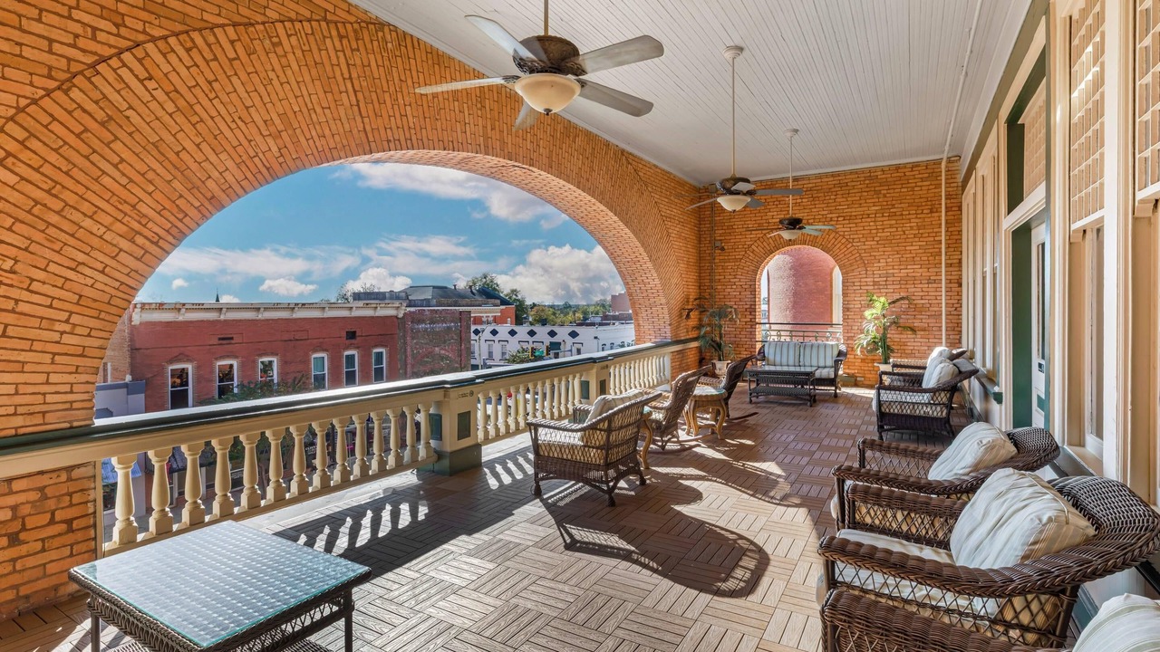 Photo of Others in Americus