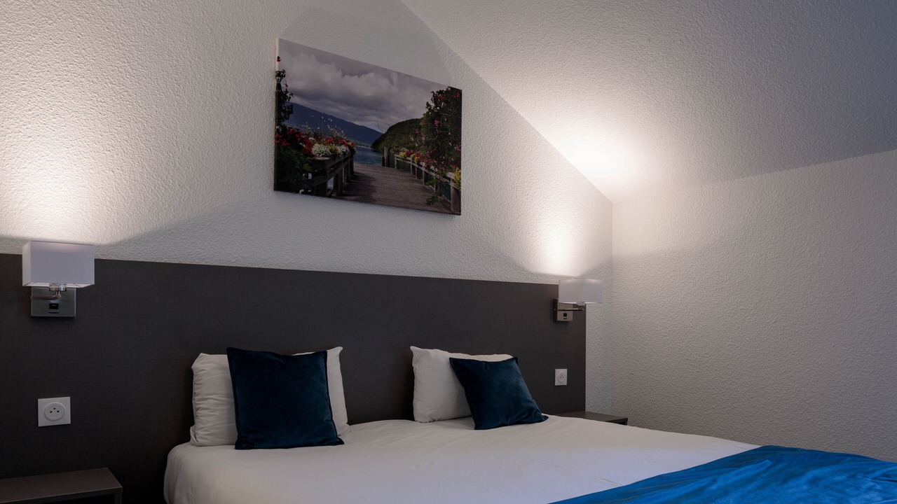 Photo of Bedroom in Viviers-du-Lac