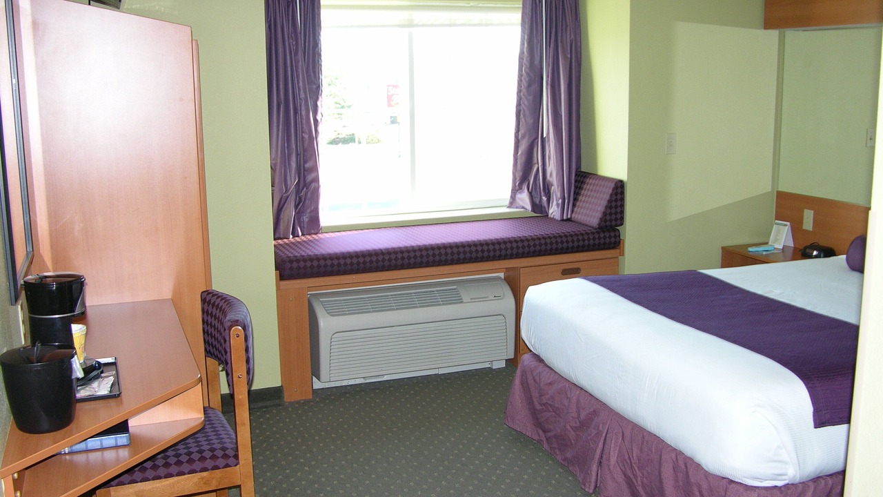 Photo of Bedroom in Elma