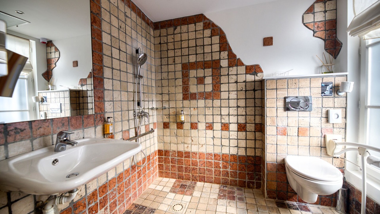 Photo of Bathroom in Comedie