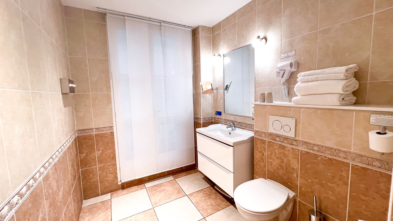 Photo of Bathroom in Comedie