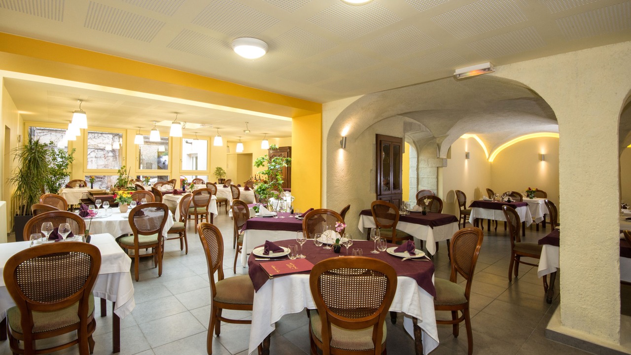 Photo of Others in Montbard