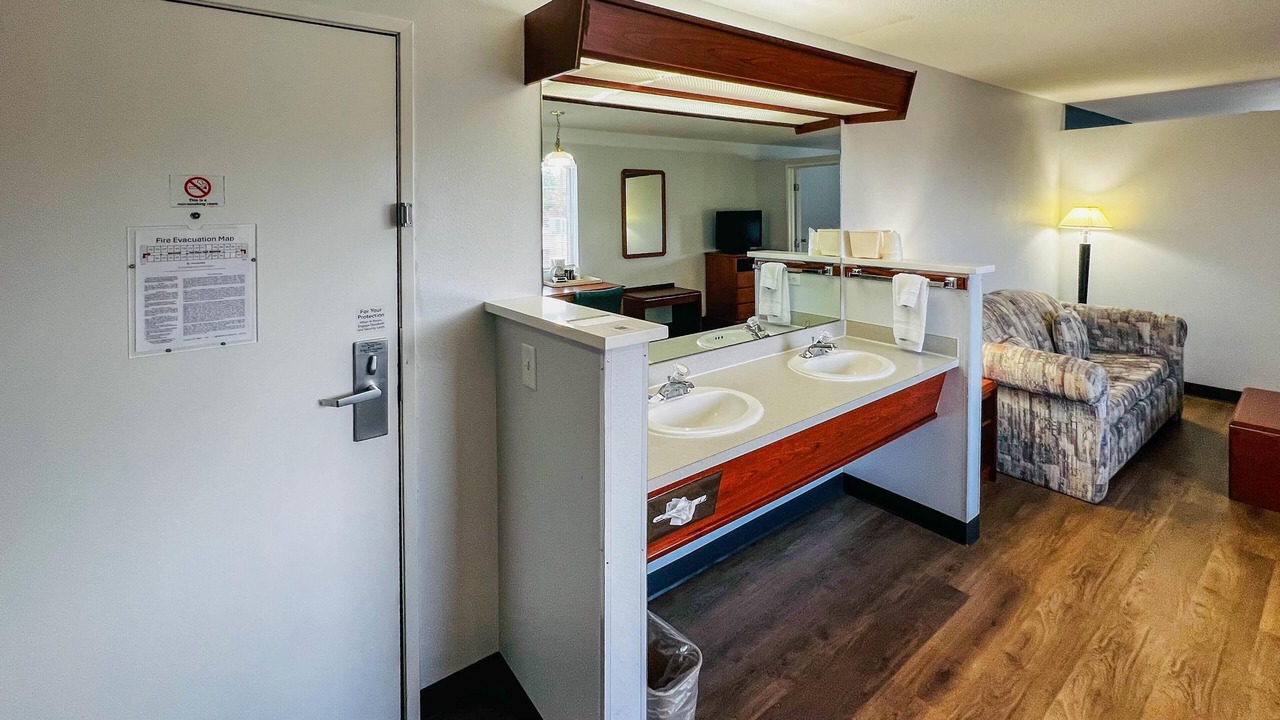 Photo of Bedroom in West Portland Park