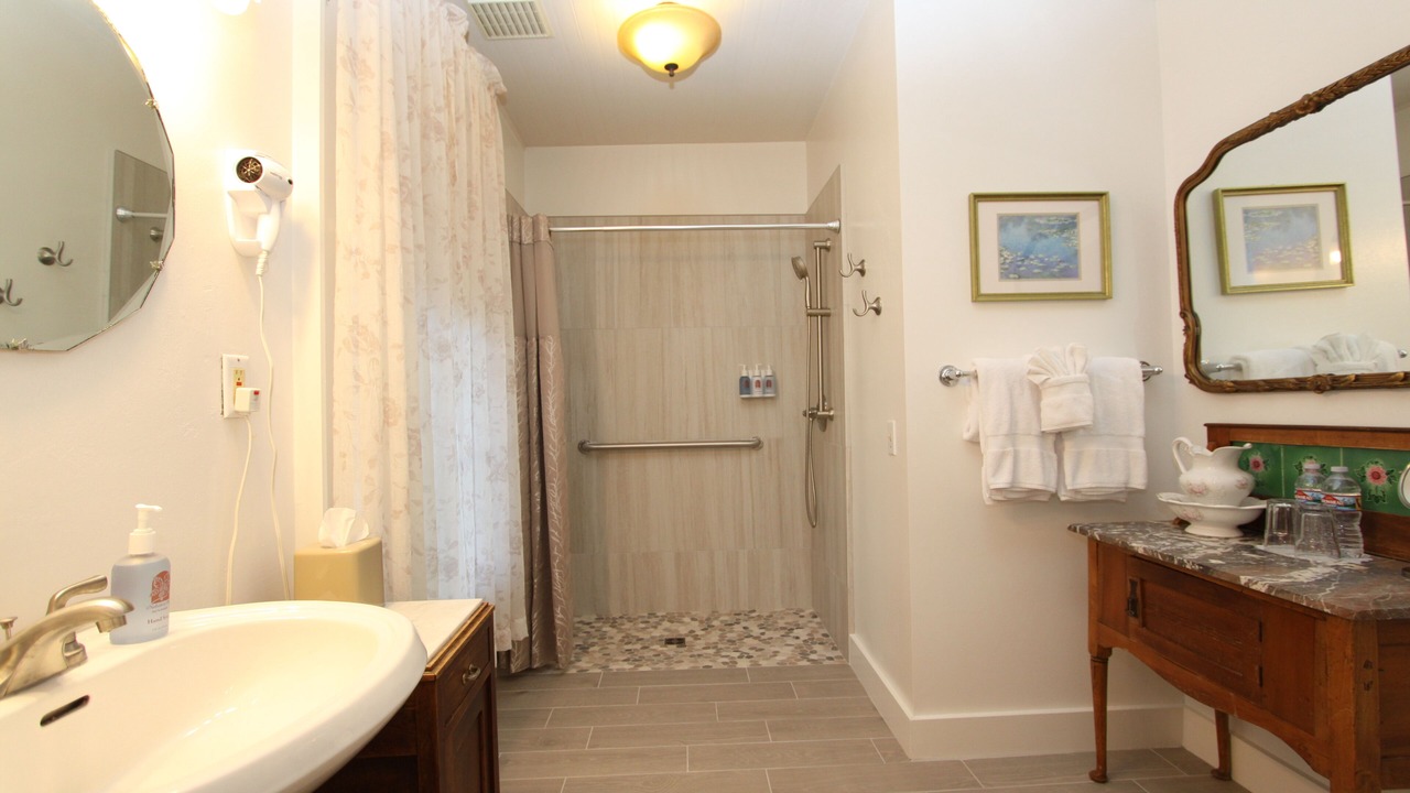 Photo of Bathroom in Cambria