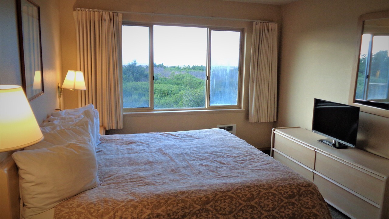 Photo of Bedroom in Ocean Shores