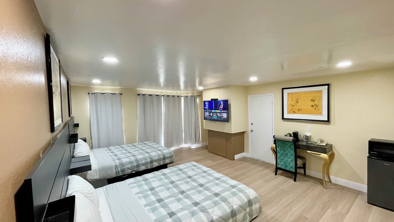 Photo of Bedroom in Outer Sunset