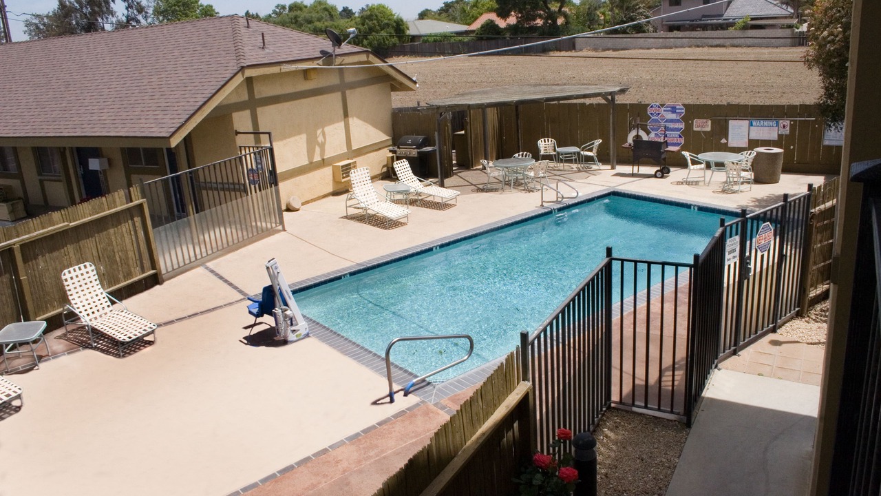 Photo of Outdoor in King City