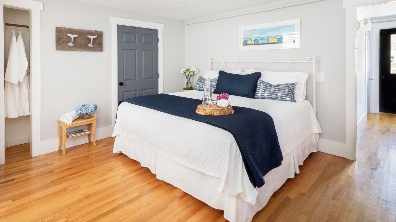 Photo of Bedroom in Yarmouth Port