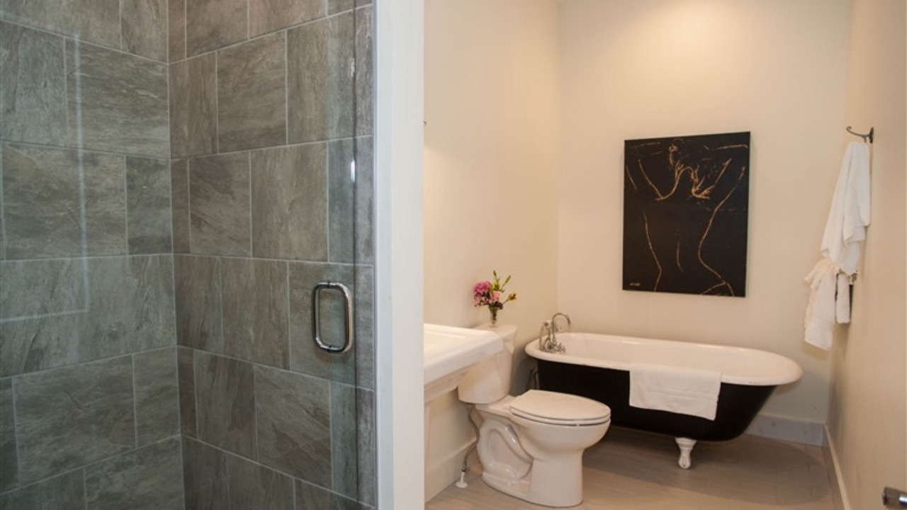 Photo of Bathroom in Venable