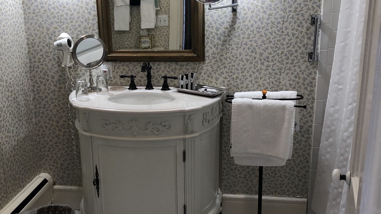 Photo of Bathroom in Lenox