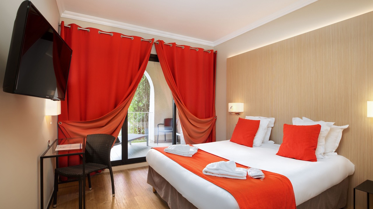 Photo of Bedroom in Les Restanques