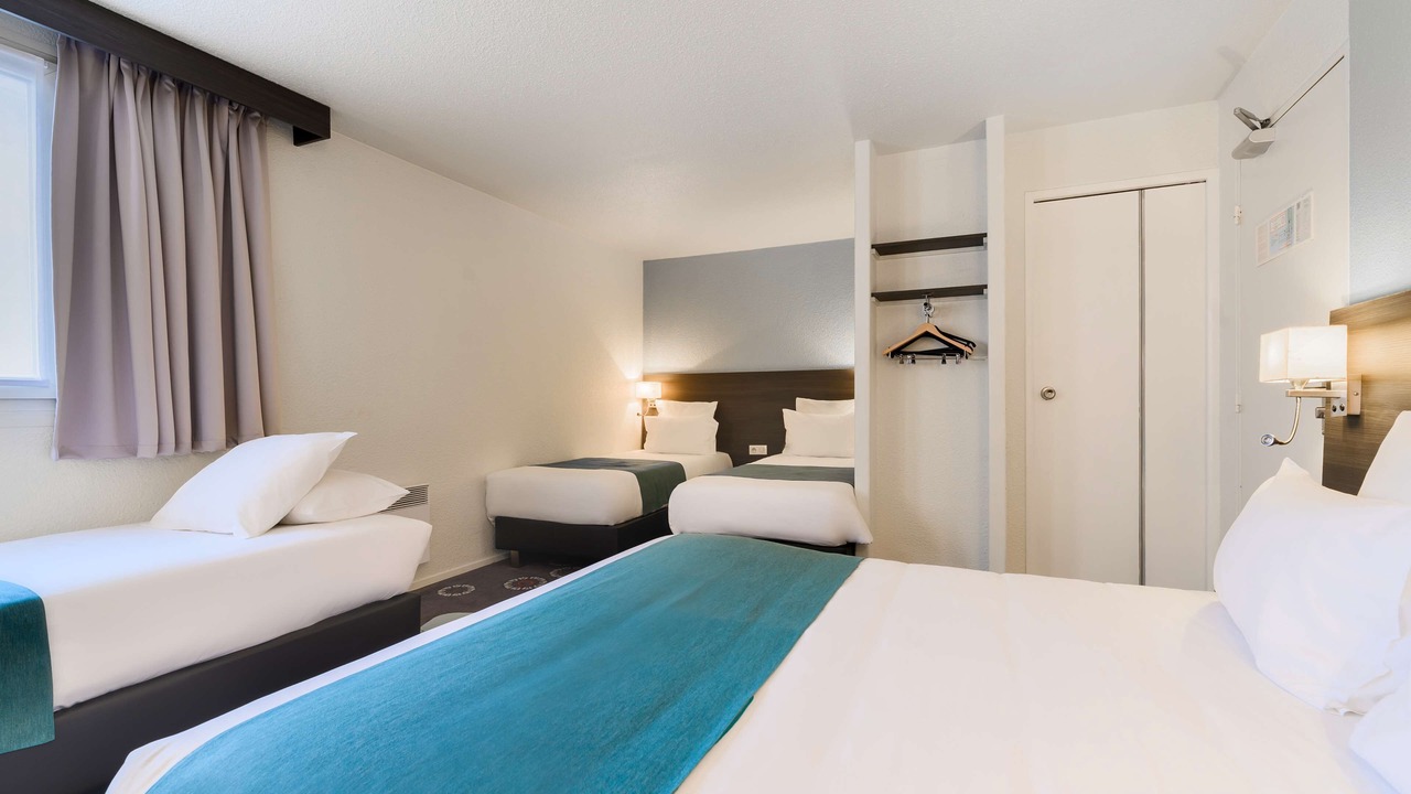 Photo of Bedroom in Fives
