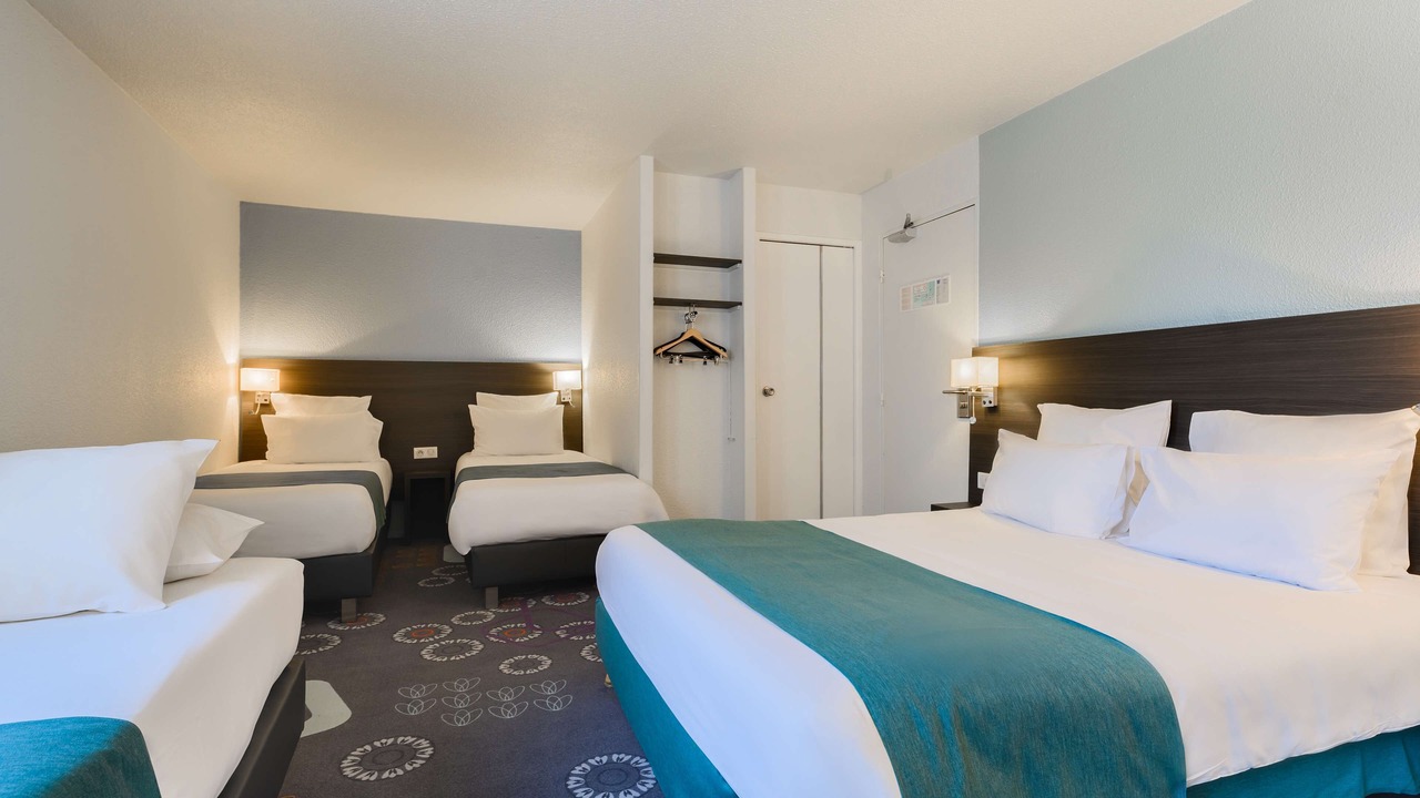 Photo of Bedroom in Fives