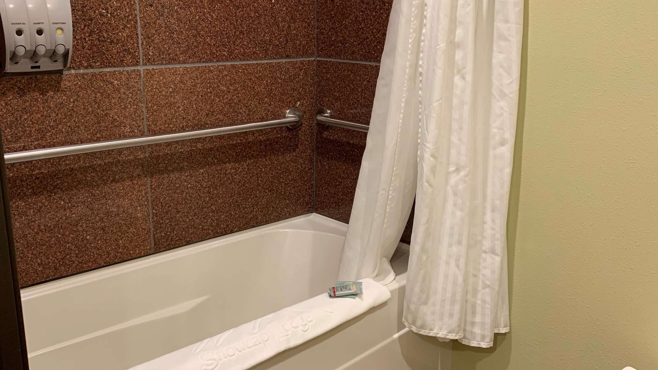 Photo of Bathroom in Cle Elum