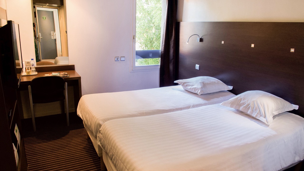 Photo of Others in Carvin