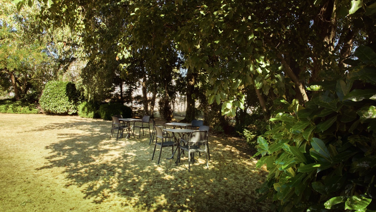 Photo of Outdoor in Carvin