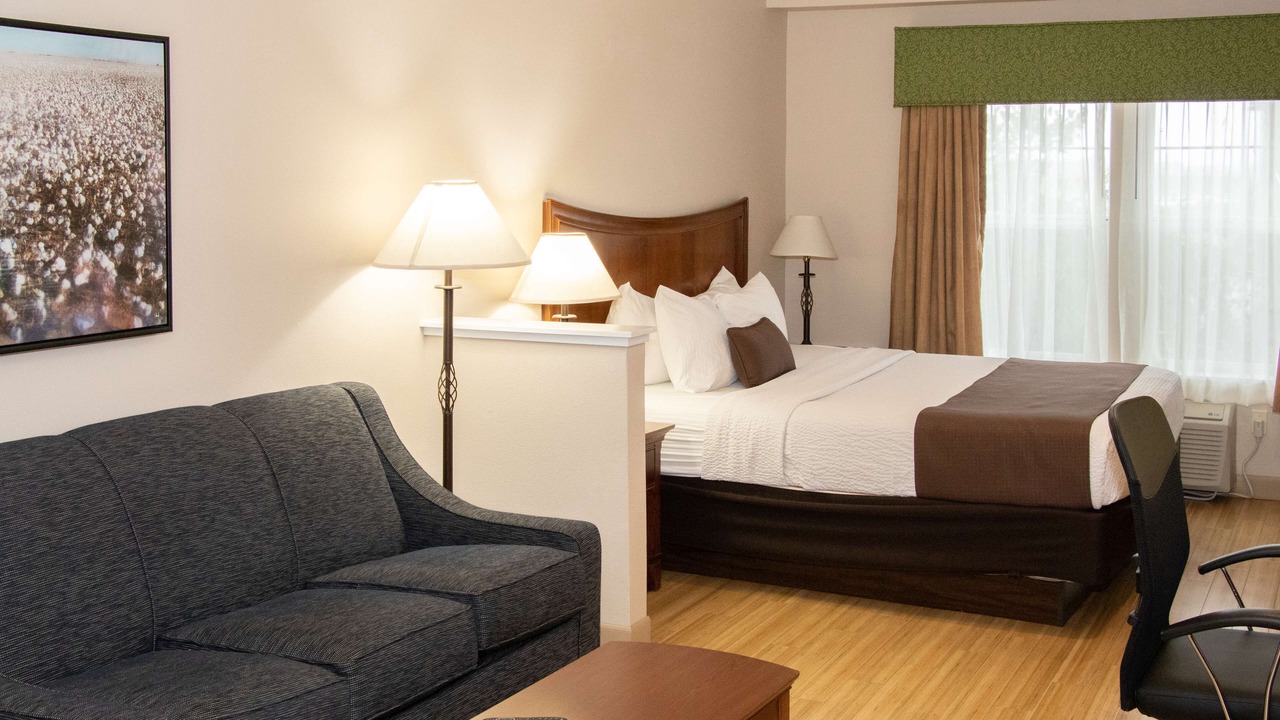 Photo of Bedroom in Lodi