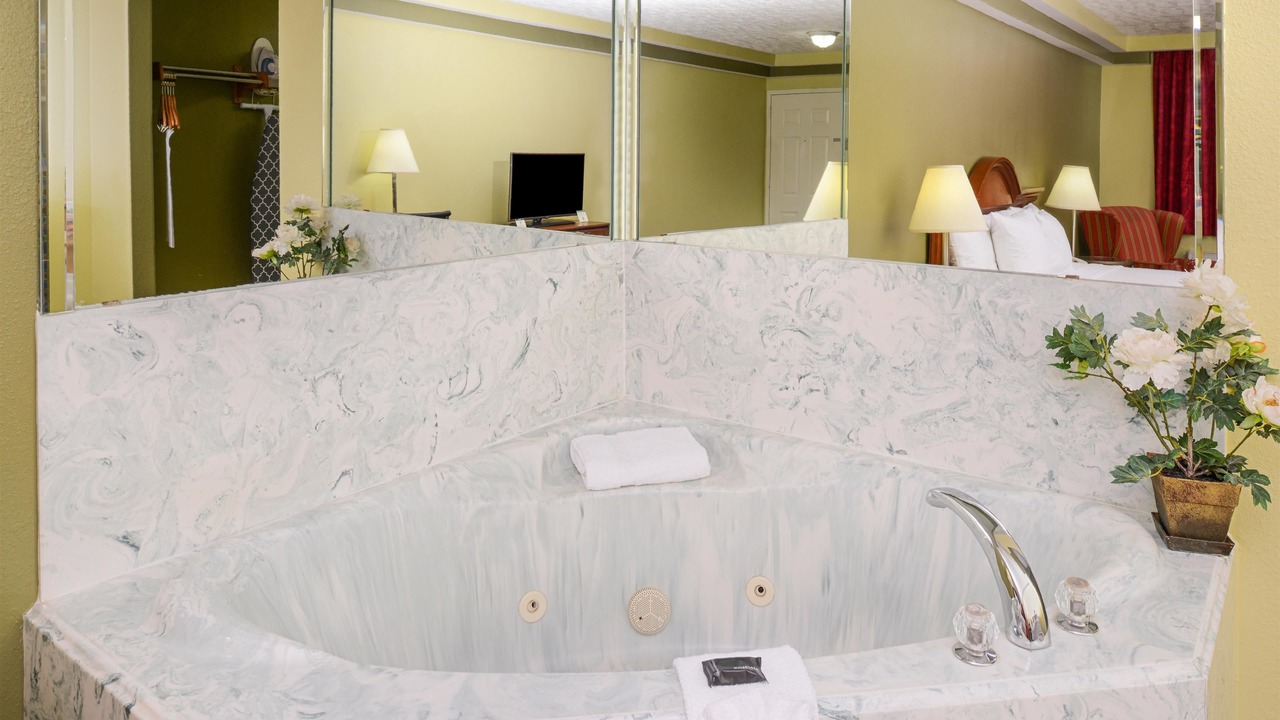 Photo of Bedroom in Waller