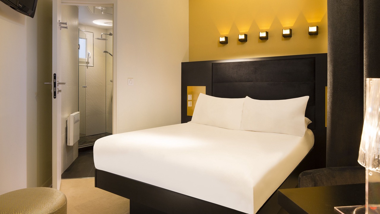Photo of Bedroom in Arts-et-Metiers
