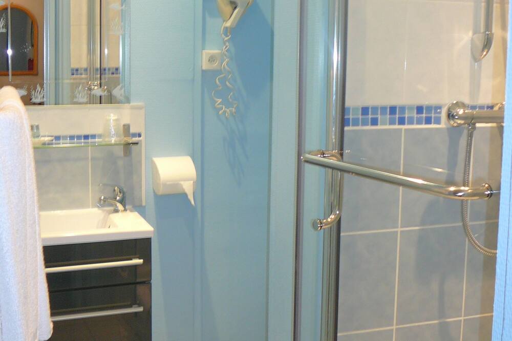 Photo of Bathroom in Boulogne-Centre