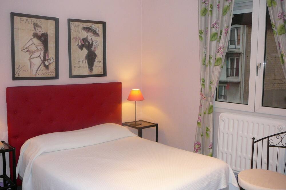 Photo of Bedroom in Boulogne-Centre