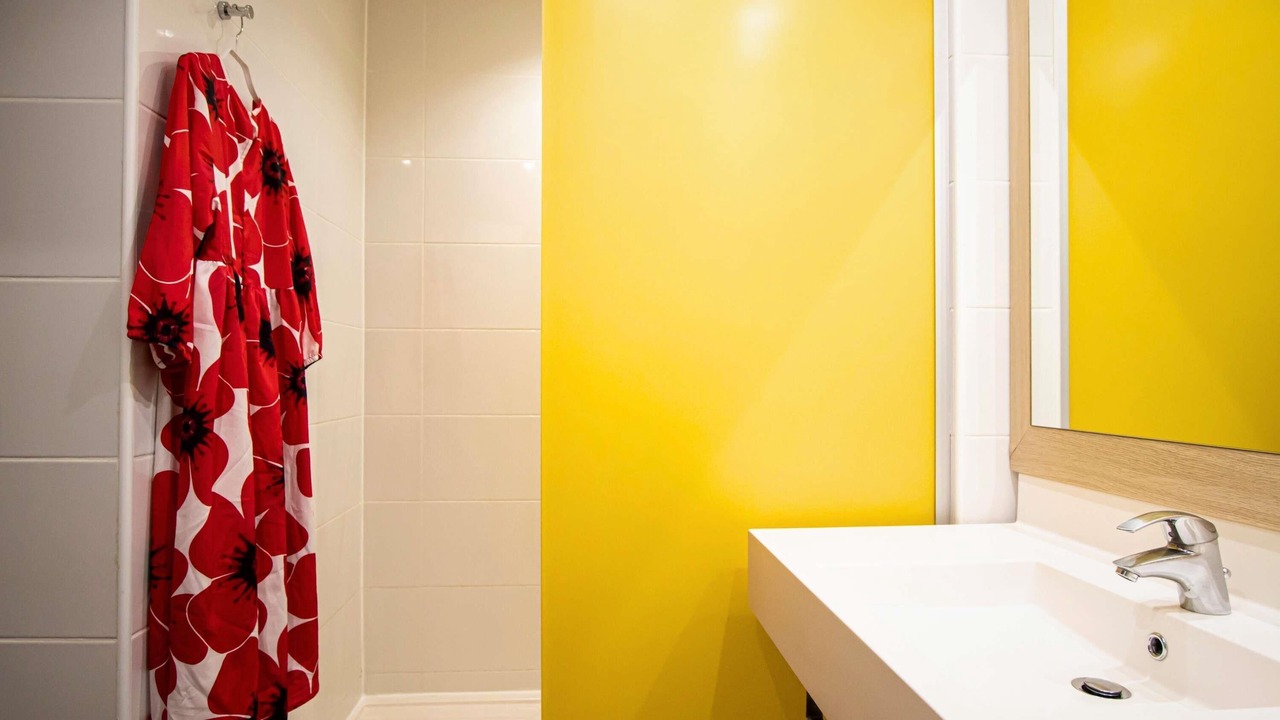 Photo of Others in Enclos