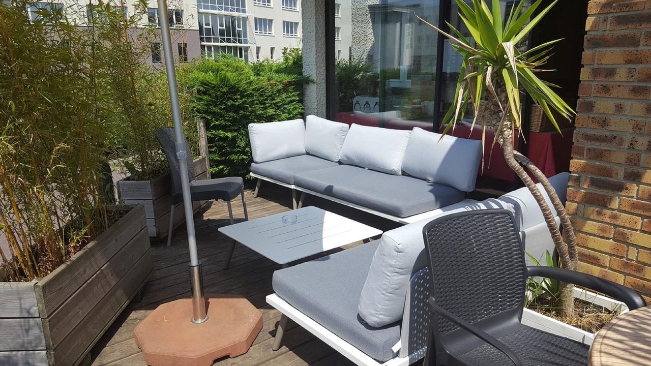 Photo of Patio Balcony in Folie-Couvrechef