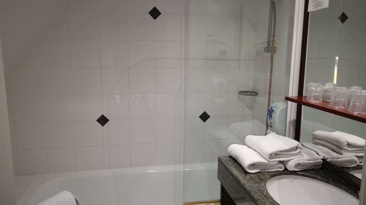 Photo of Bathroom in Folie-Couvrechef