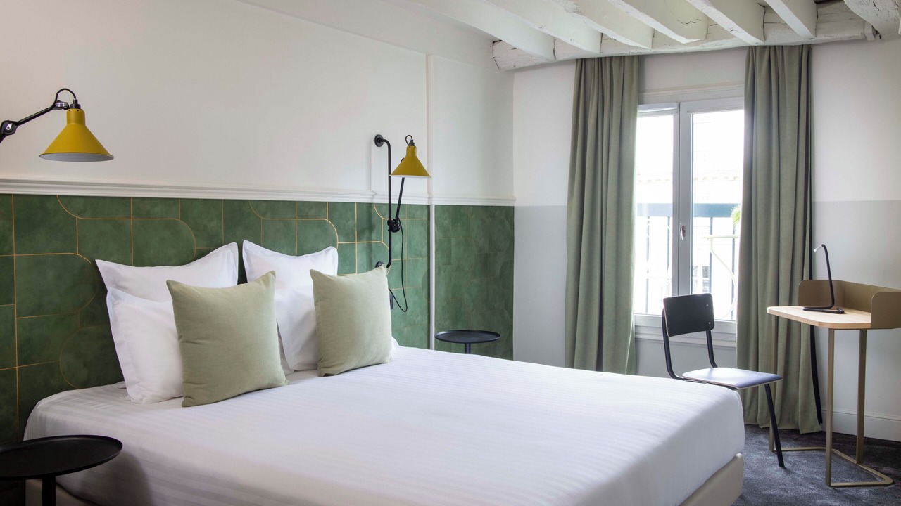 Photo of Bedroom in Val-de-Grace