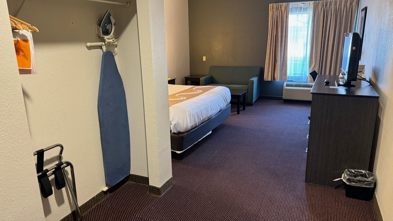 Photo of Bedroom in Hattiesburg