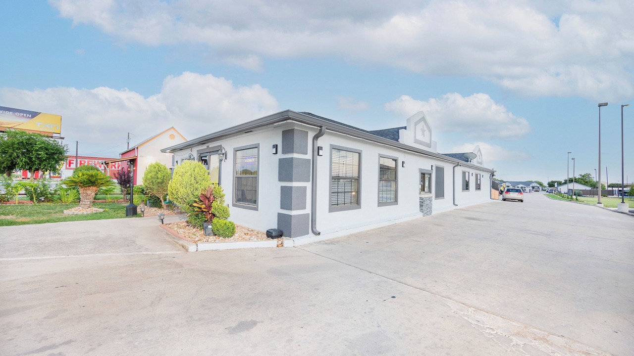 Photo of Outdoor in Hondo