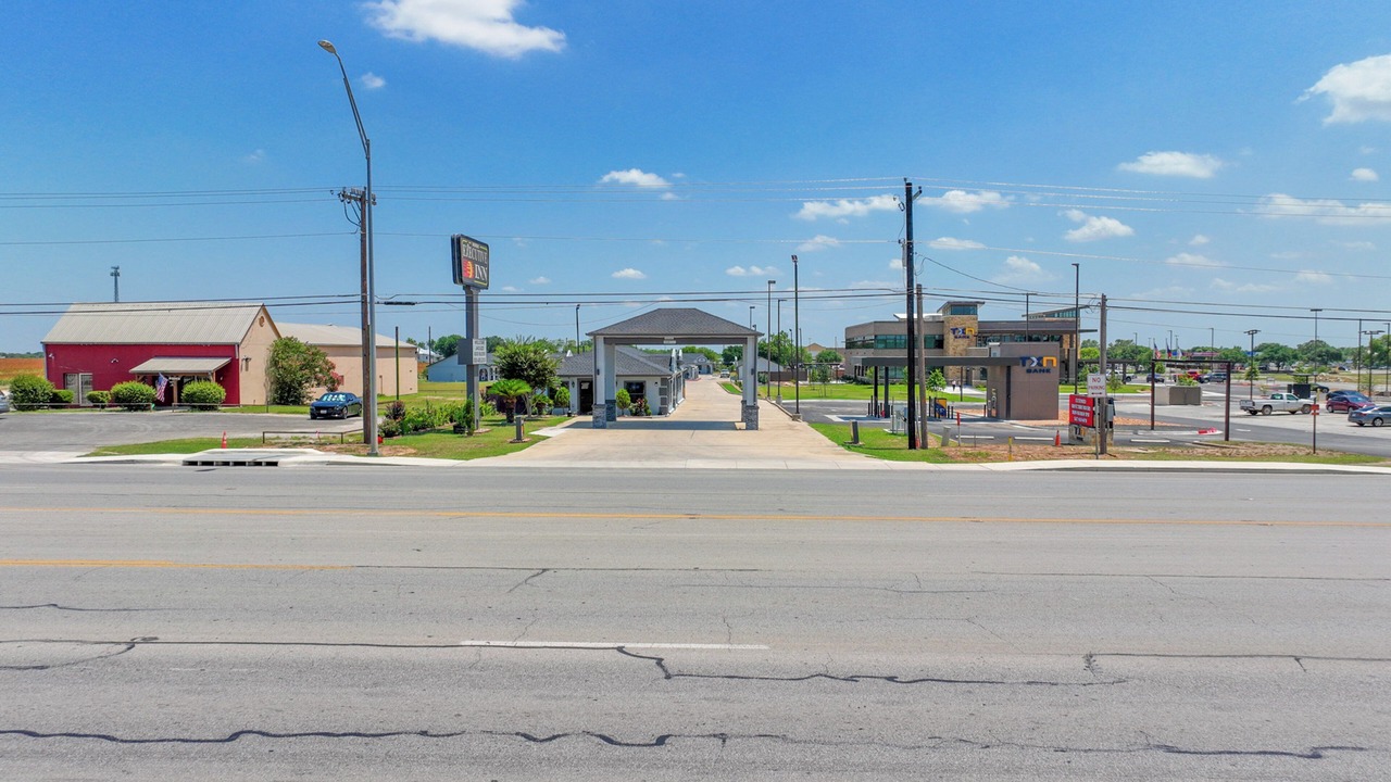Photo of Outdoor in Hondo