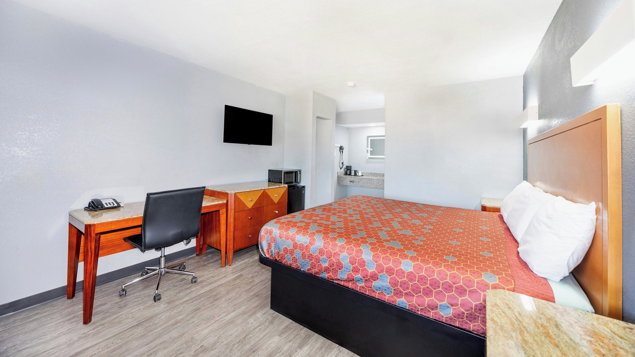 Photo of Bedroom in Hondo