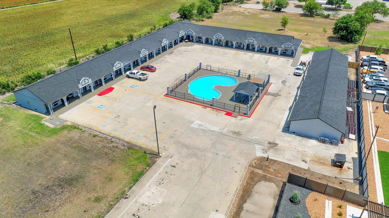 Photo of Outdoor in Hondo