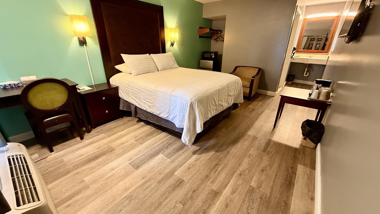 Photo of Bedroom in Blytheville