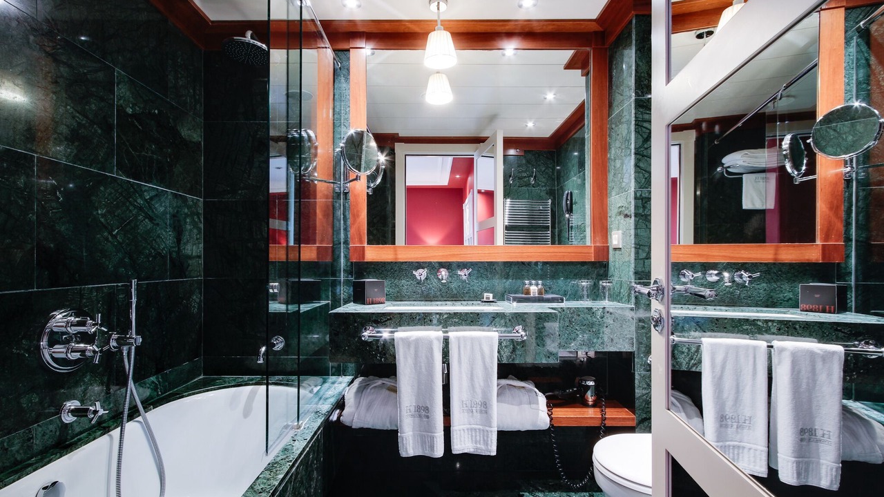 Photo of Bathroom in El Raval