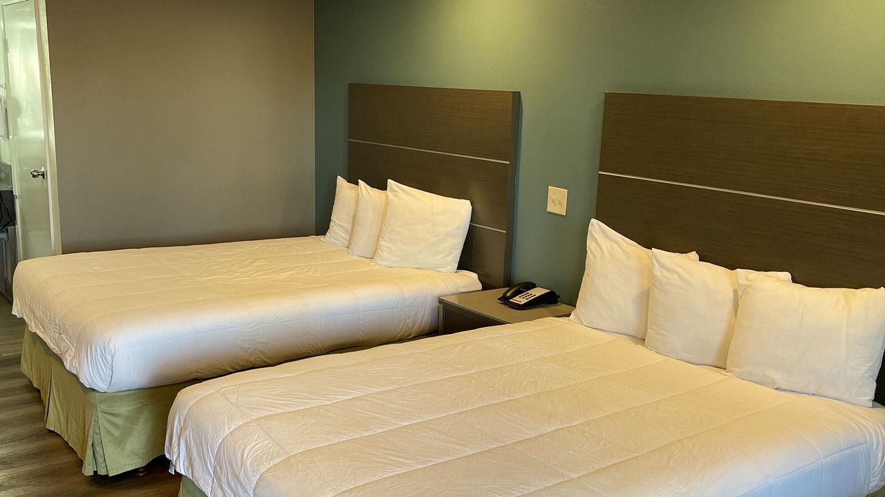 Photo of Bedroom in Lincoln Acres