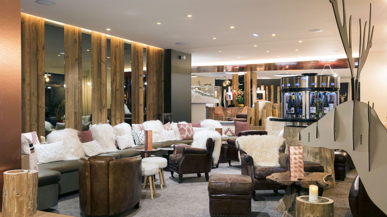 Photo of Others in Cognet