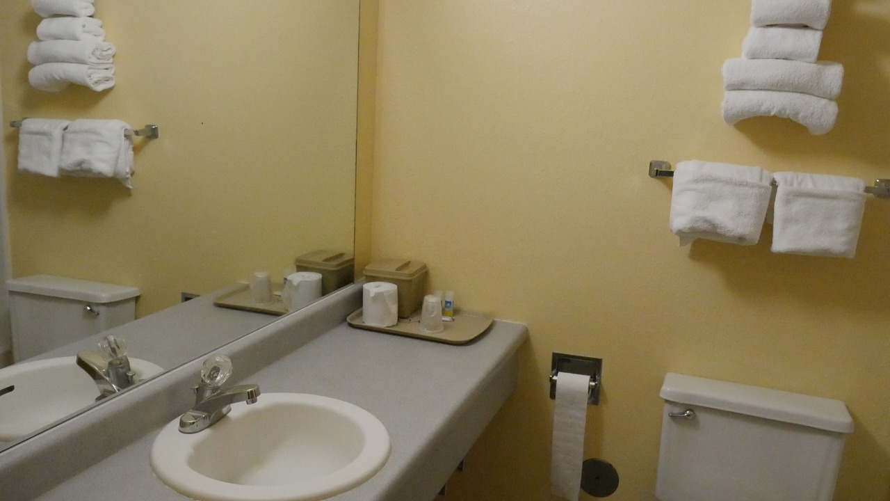 Photo of Bathroom in Winthrop Harbor