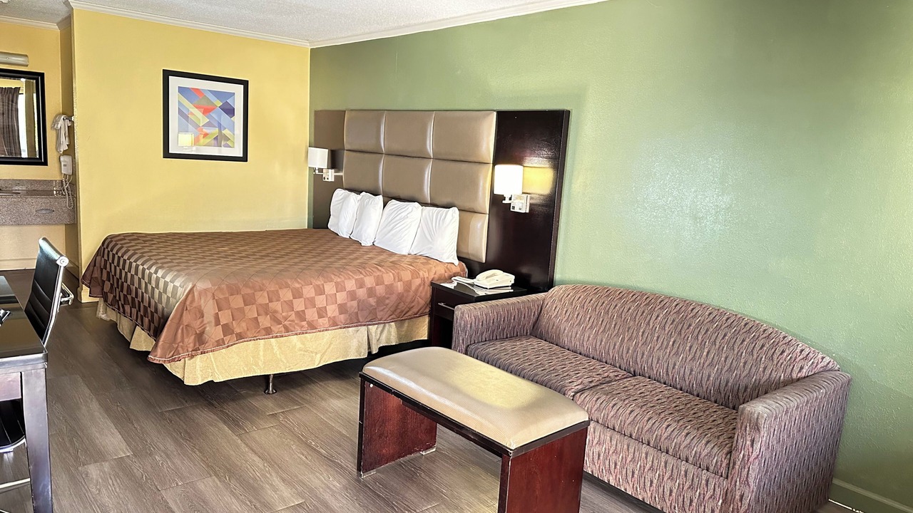 Photo of Bedroom in Plymouth