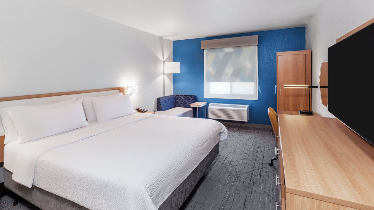 Photo of Bedroom in Lonoke