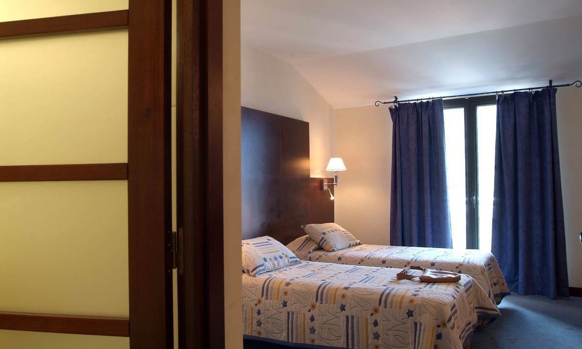 Photo of Bedroom in Porto