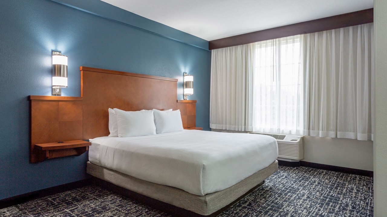 Photo of Others in Fortson