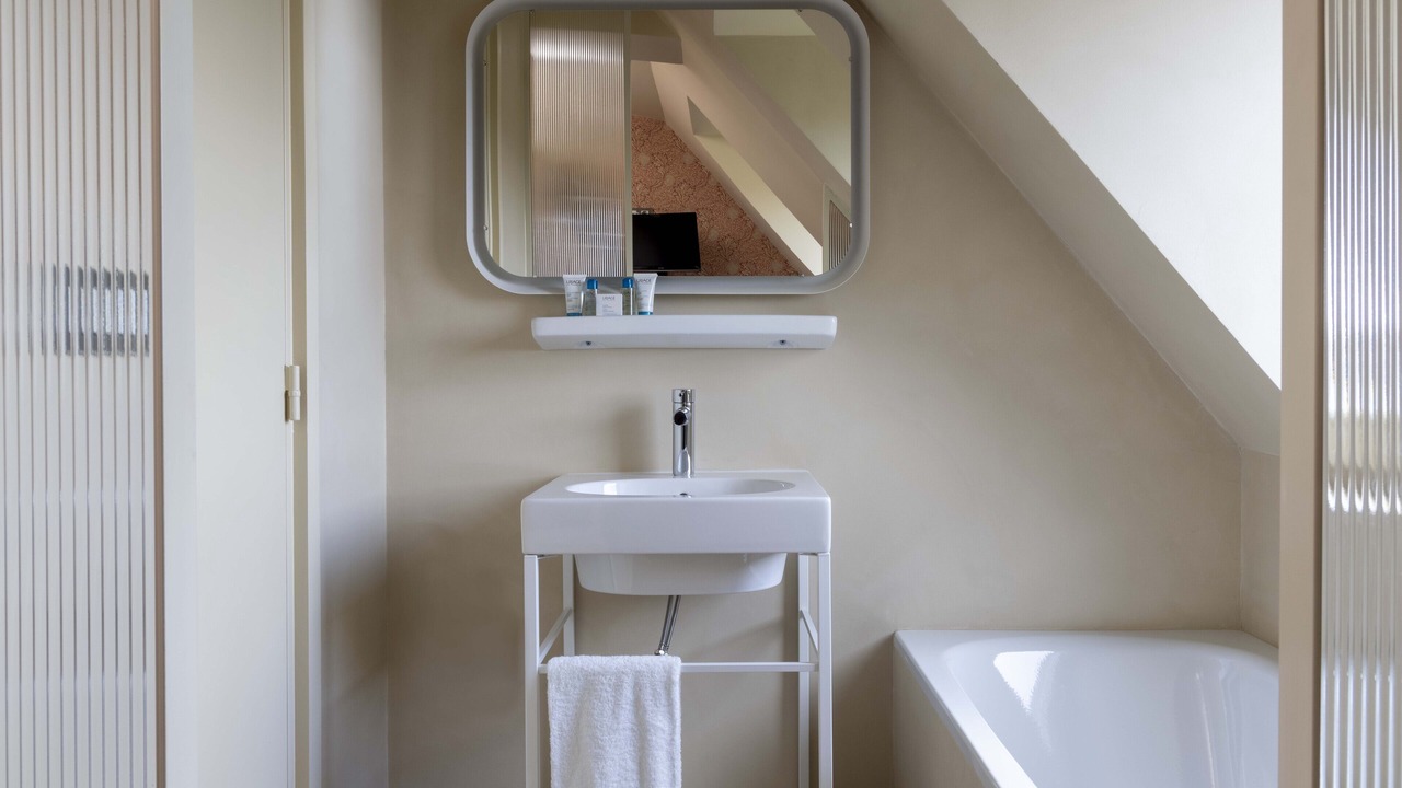 Photo of Bathroom in Arsenal