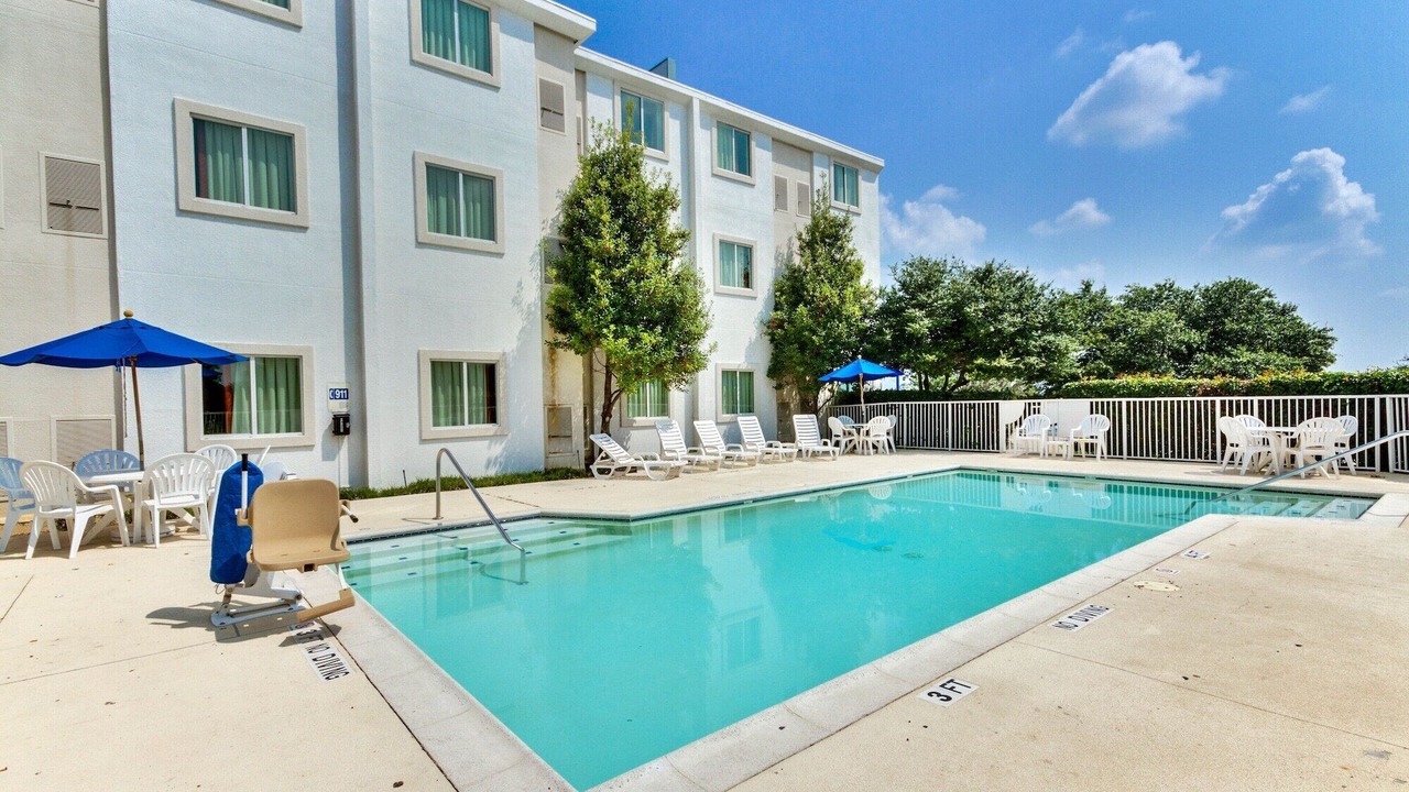 Photo of Outdoor in Lewisville
