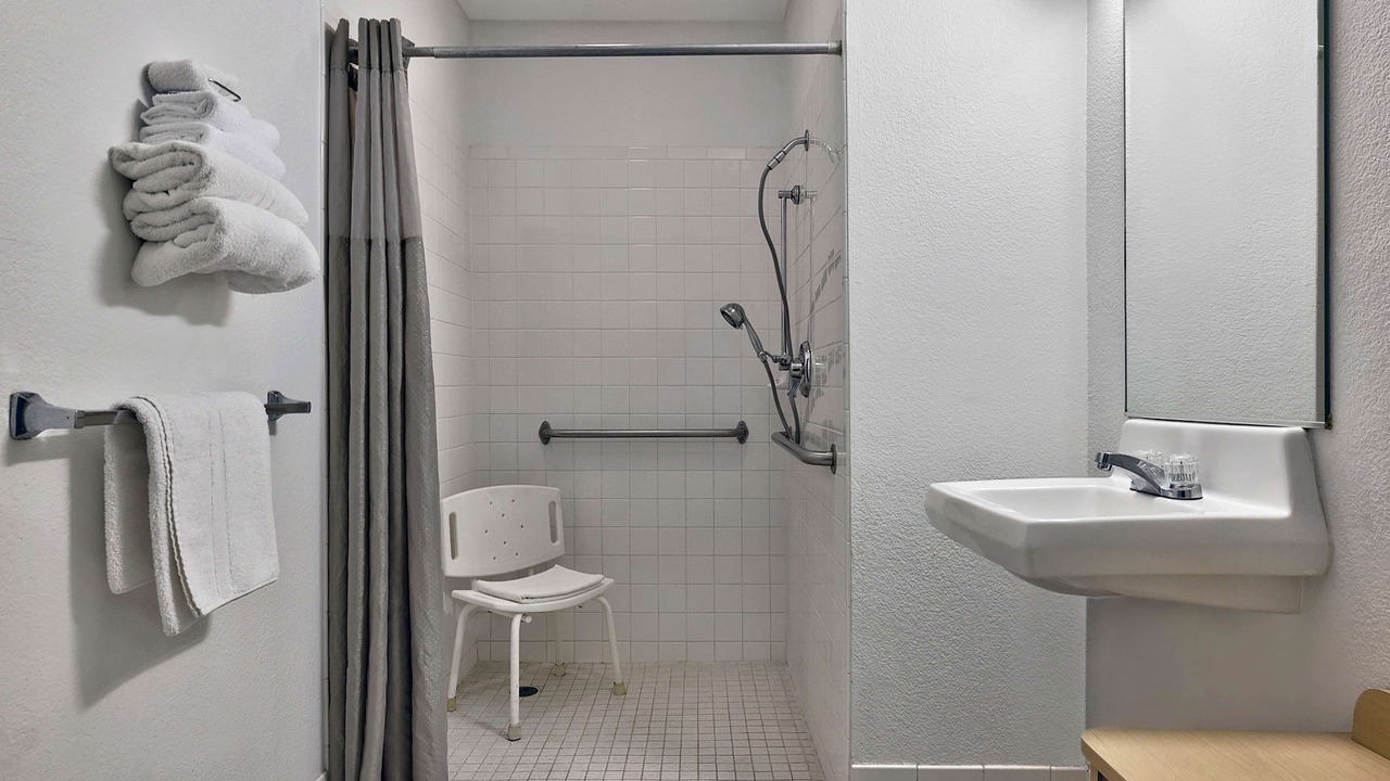 Photo of Bathroom in Alamogordo