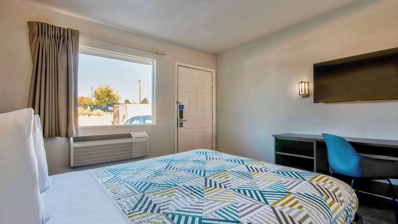 Photo of Bedroom in Northeast Heights