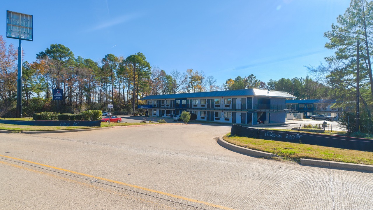 Photo of Outdoor in Marshall