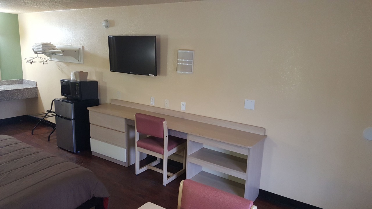 Photo of Livingroom in Mentor